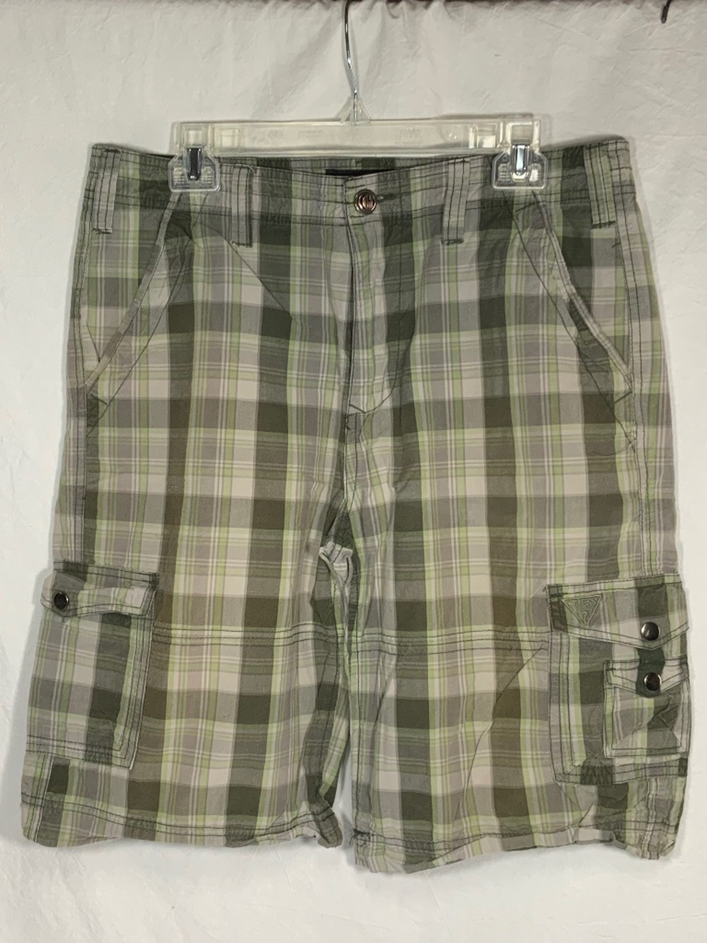Men's GUESS Plaid Cargo Shorts - Size 34